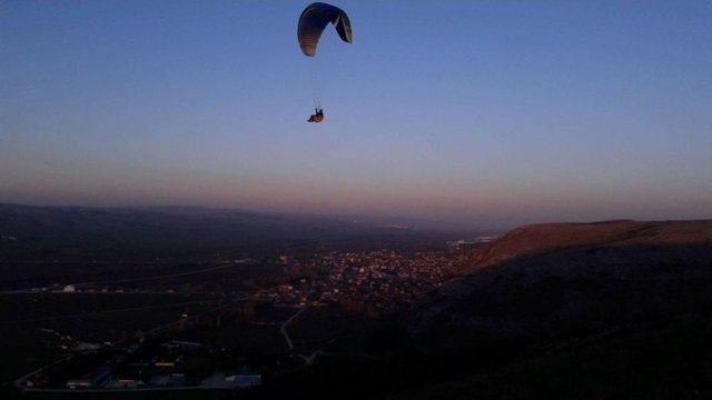 16 Yaşında Bölgenin En Genç Pilotu Oldu