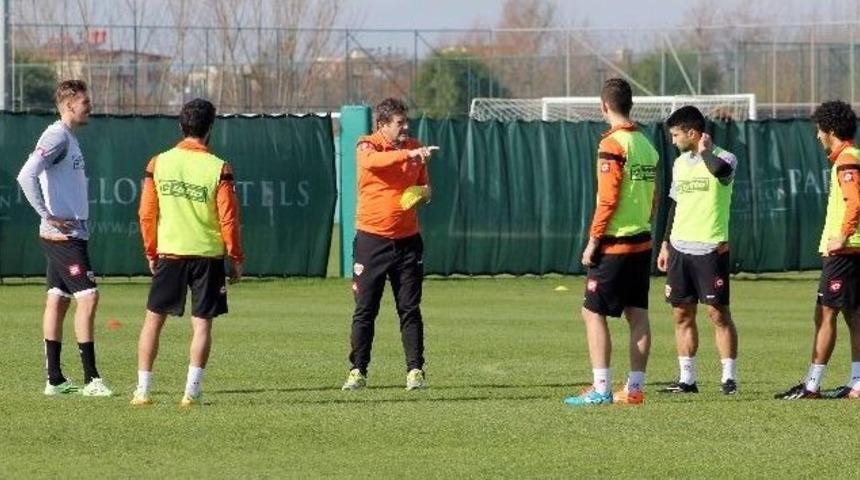 Adanaspor İkinci Yarıya &Ccedil;ift İdmanla Hazırlanıyor