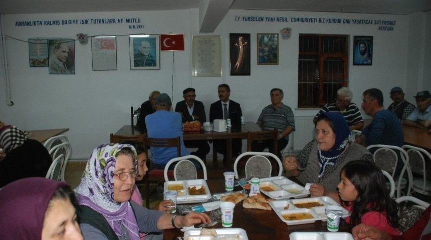 Muharrem Ayında ‘iftar Ve Sahur Topu’