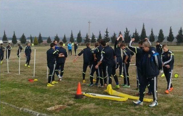 Ukrayna, Romanya Maçına Saruhanlı’da Hazırlandı