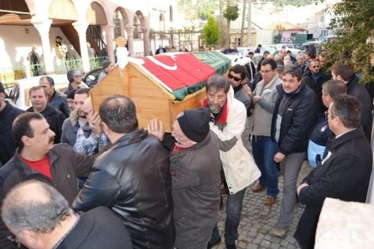 Mhp&rsquo;li Ali G&uuml;m&uuml;şg&uuml;l G&ouml;zyaşlarıyla Uğurlandı