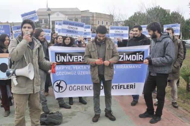 Yeni rektör için ilk protesto eylemini yaptılar