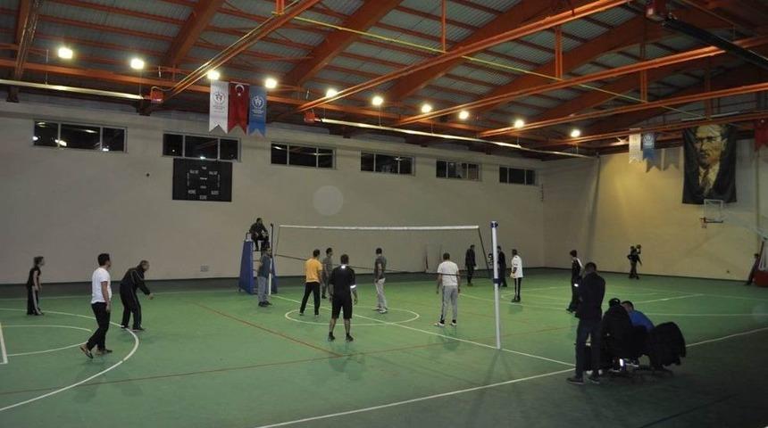Arpa&ccedil;ay&rsquo;da Kaymakamlık Voleybol Turnuvası