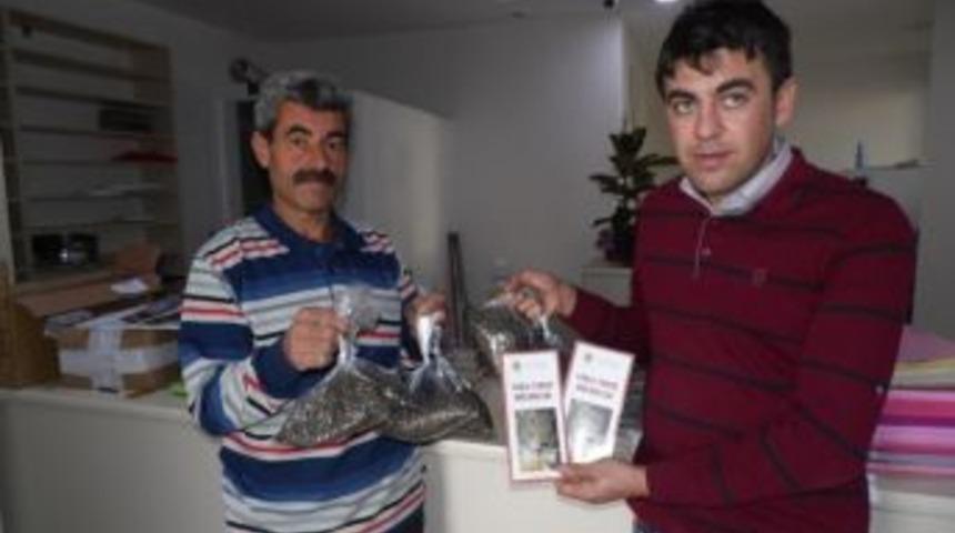 Korkuteli&rsquo;nde &Ccedil;ift&ccedil;inin Tarla Faresi M&uuml;cadelesi