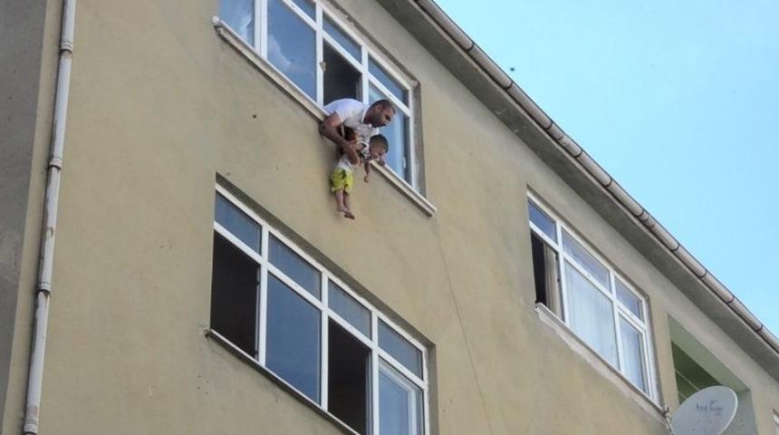 (&ouml;zel) Silivri&rsquo;deki Yangında Can Pazarı