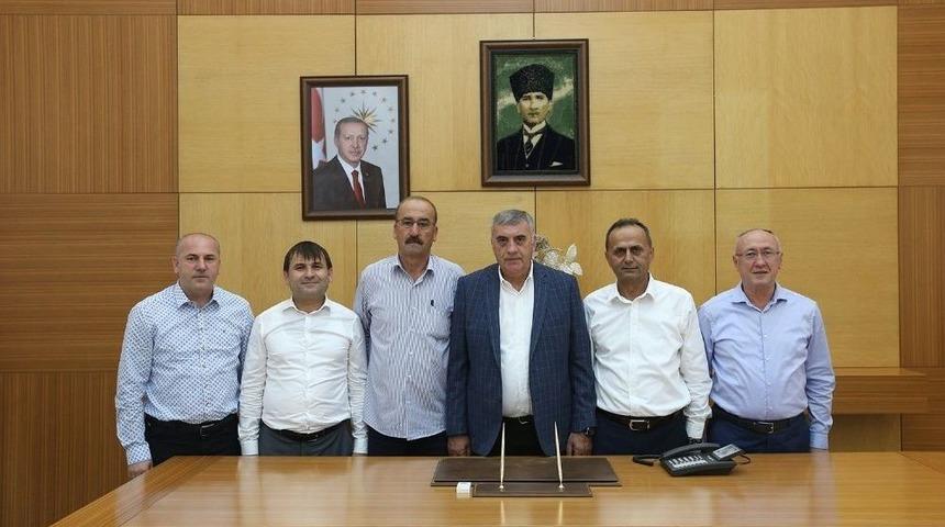 Başkan To&ccedil;oğlu, Apek Başkanı Karasakal İle Bir Araya Geldi