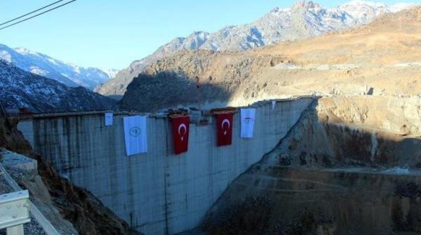 Ayvalı Barajı'nda Davul Ve Zurnalı Su Tutma T&ouml;reni