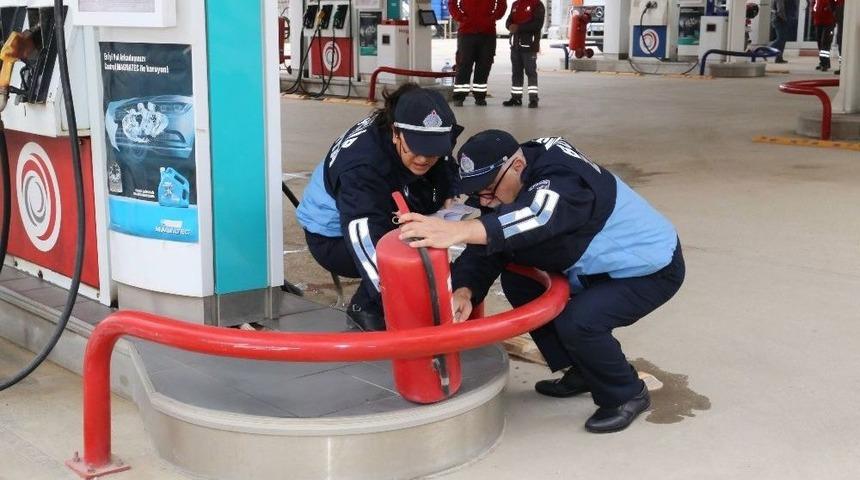 Zabıta Akaryakıt İstasyonlarını Denetledi
