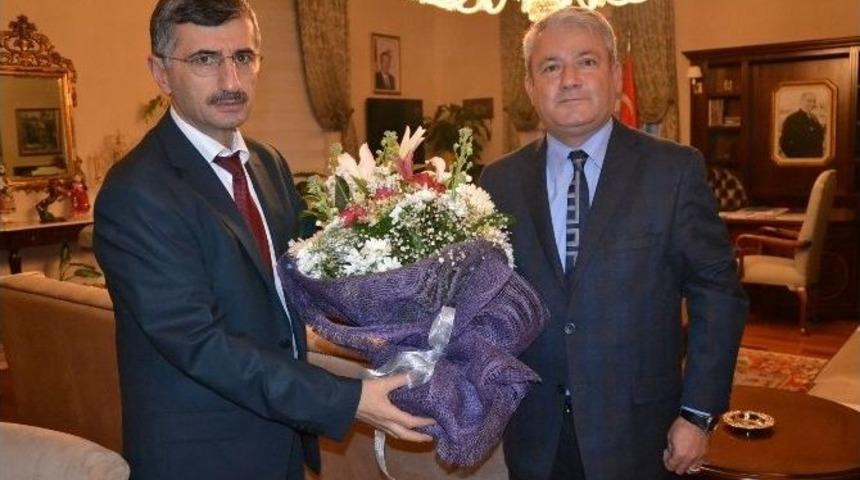 Manisa B&uuml;y&uuml;kşehir Belediyesi Kent Konseyi&rsquo;nden Vali Bektaş&rsquo;a Ziyaret