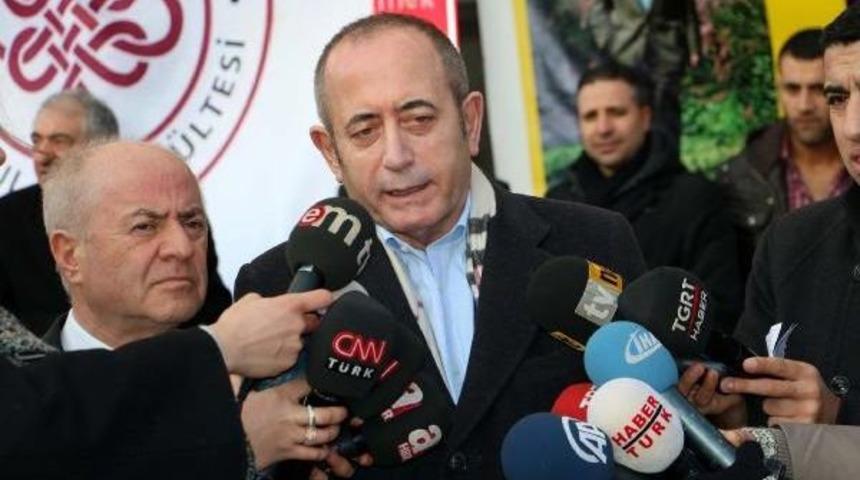 Chp'liler Yaşar Kemal'i Ziyaret Etti