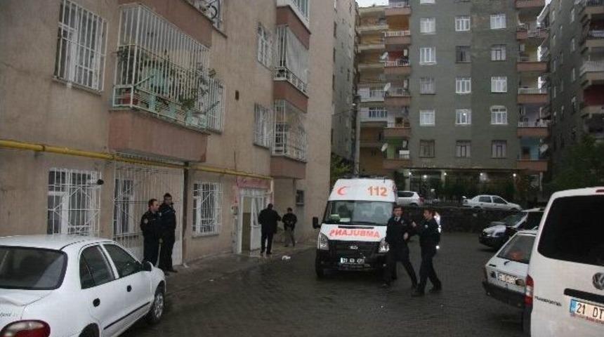 Diyarbakır&rsquo;da Tuhafiyeci İşletmecisi Evinde &Ouml;l&uuml; Bulundu