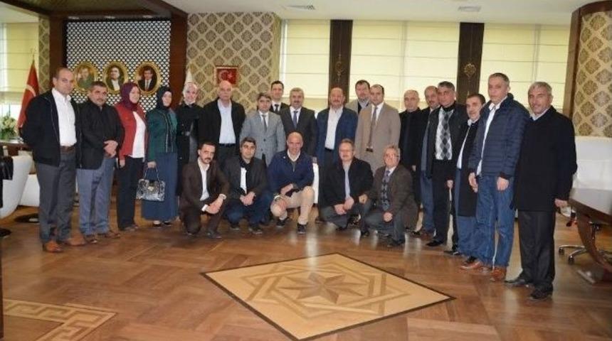 Başkan Baran, Ak Parti K&ouml;rfez İl&ccedil;e Teşkilatını Ağırladı