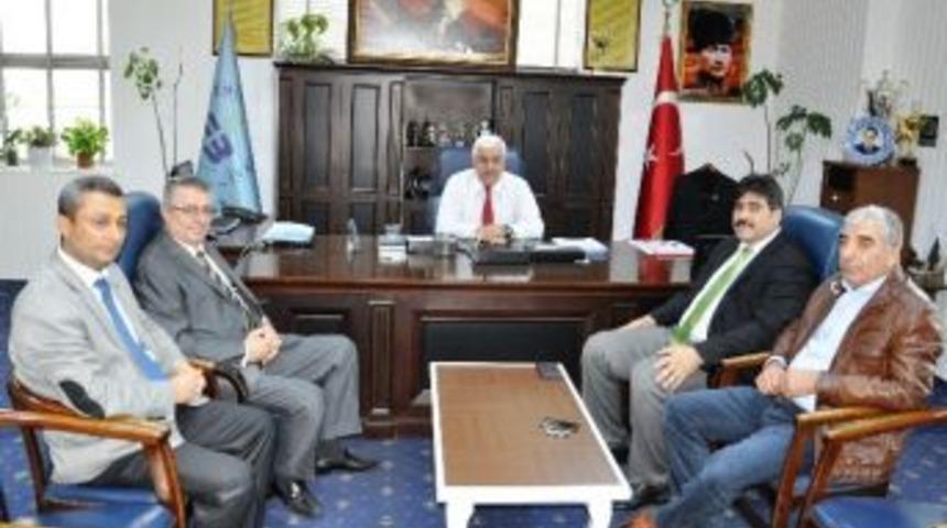 &Ccedil;evre Ve Şehircilik M&uuml;d&uuml;r G&ouml;k&ccedil;ek&rsquo;ten Edremit Belediyesi&rsquo;ne Ziyaret