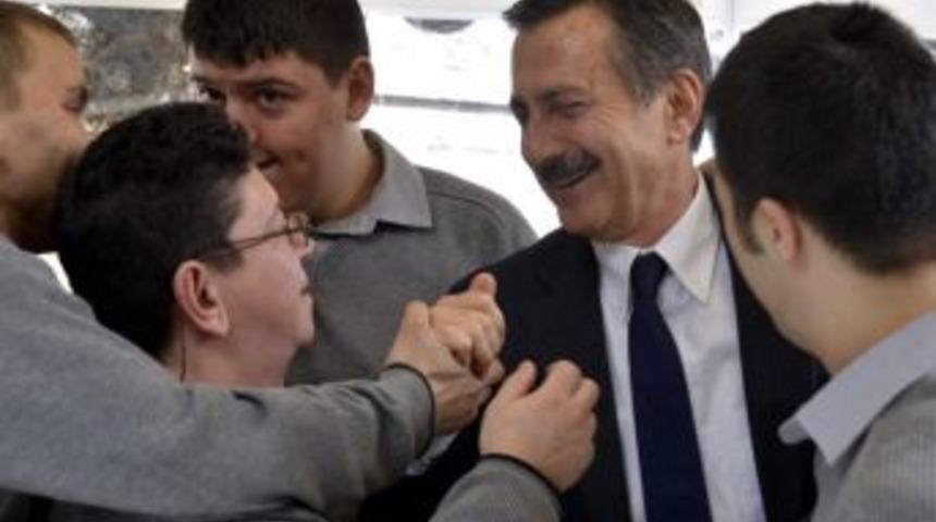 Ahmet Ata&ccedil;&rsquo;tan 3 Aralık D&uuml;nya Engelliler G&uuml;n&uuml; Mesajı