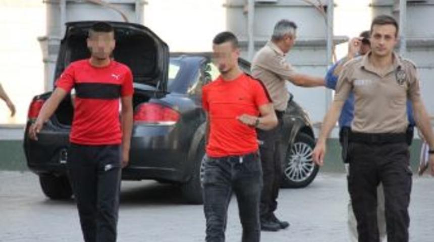 Yabancı Uyruklu Şahsı Bıçaklayanlar Tutuklandı