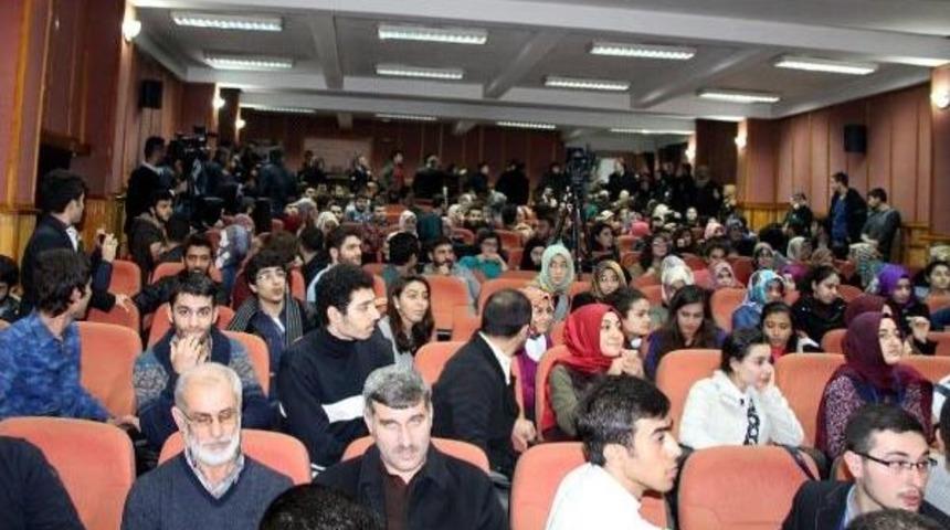 Profes&ouml;r kaplan'a &uuml;niversitede protesto