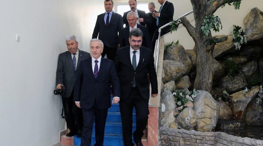 Milli Eğitim Bakan Yardımcısı Erdem Vali Kam&ccedil;ı&rsquo;yı Ziyaret Etti