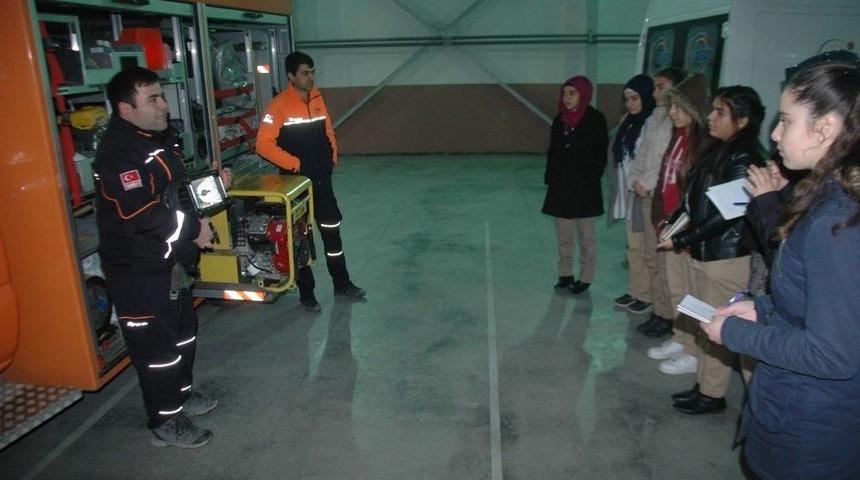 Gazeteci Adayı &Ouml;ğrencilerden Afad&rsquo;a Ziyaret