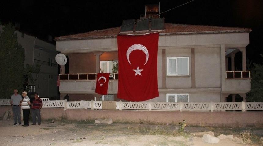 Asker Eşi Ve Bebeğinin Acı Haberi Sivas’a Ulaştı