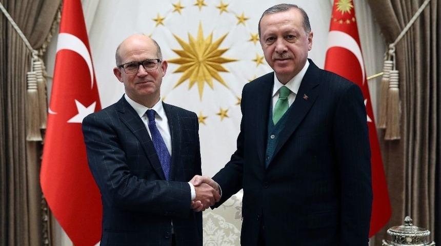 Cumhurbaşkanı Erdoğan, Birleşik Krallık B&uuml;y&uuml;kel&ccedil;isi Dominick John Chilcott Cmg&rsquo;i Kabul Etti