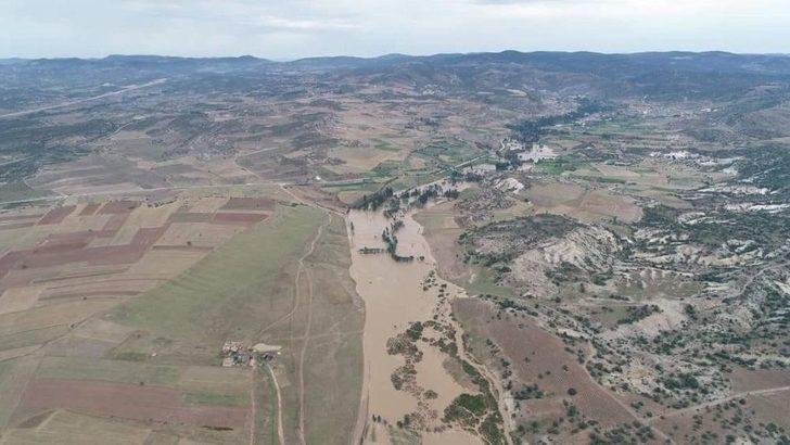 Afyonkarahisar’da Sel Felaketi Hayatı Felç Etti G3