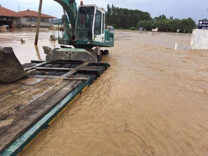 Afyonkarahisar’da Sel Felaketi Hayatı Felç Etti G5