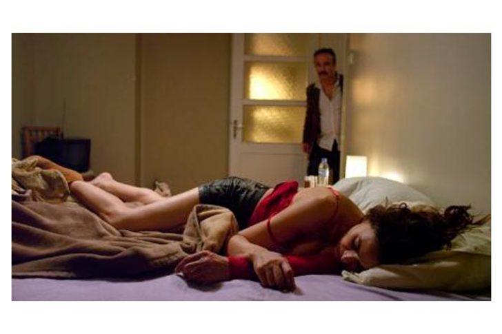 Porno yıldızı oldu G5