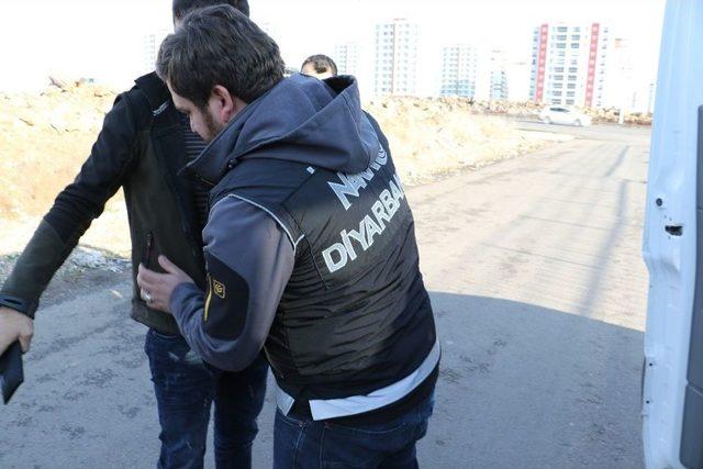 Diyarbakır’da Okul Çevrelerinde Narkotik Denetimi