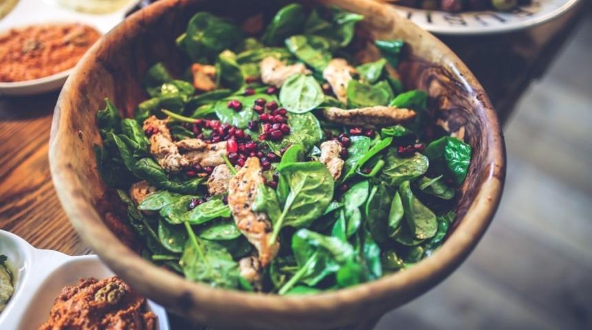 Salata; Her Dem Taze!