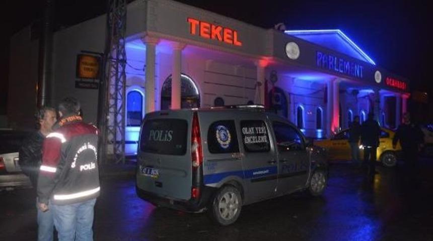 Otomobilden A&ccedil;ılan Ateşle Ağır Yaralandı