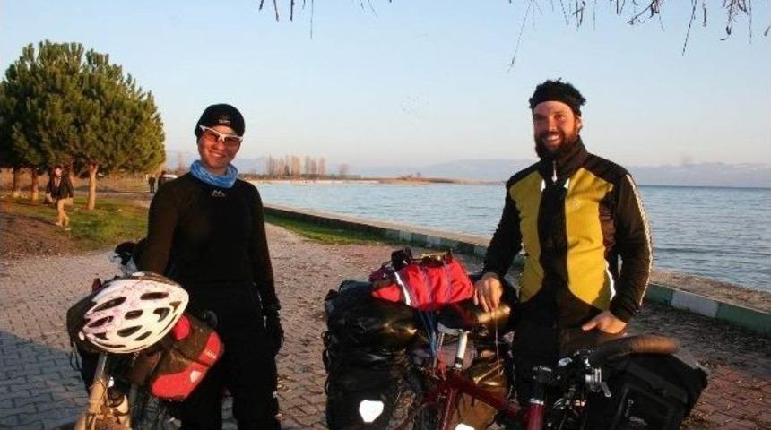 (&ouml;zel Haber) Maceraperest Fransız &Ccedil;ifte T&uuml;rk Misafirperverliği