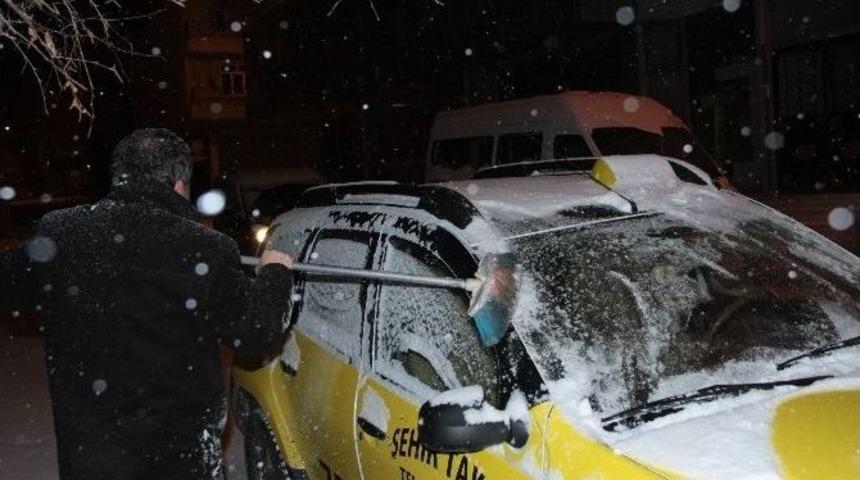 Ardahan&rsquo;a Kar Yağdı