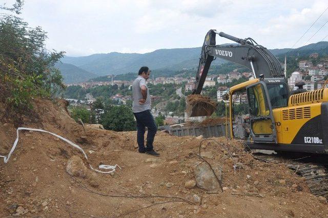 Tarihi Eserin Bulunduğu Alanda Yol Açma Çalışmaları Başladı