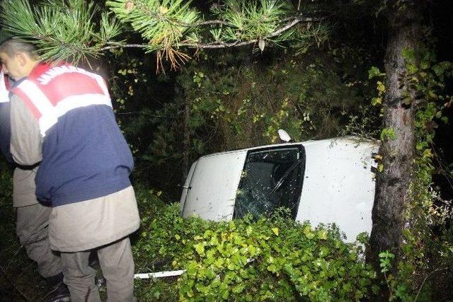 Sinop&rsquo;ta Cenaze D&ouml;n&uuml;ş&uuml; Kaza: 4 Yaralı 1