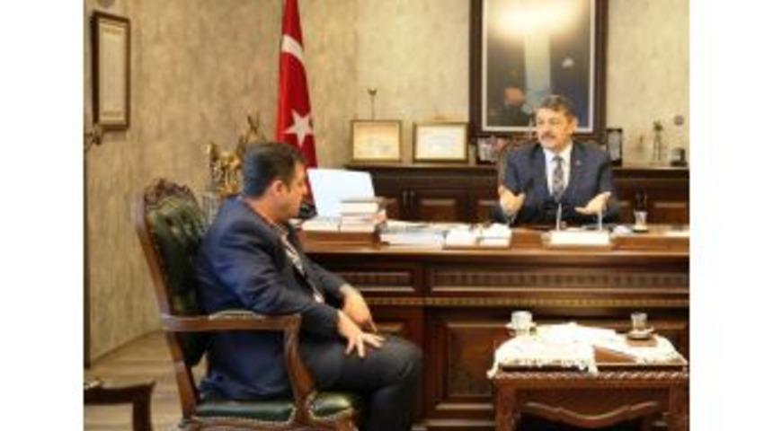 Ahat Deliorman&rsquo;dan Başkan&rsquo;a Ziyaret
