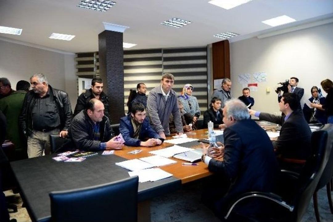 424 Konut İ&ccedil;in İlk G&uuml;n Bin Kişi Başvurdu