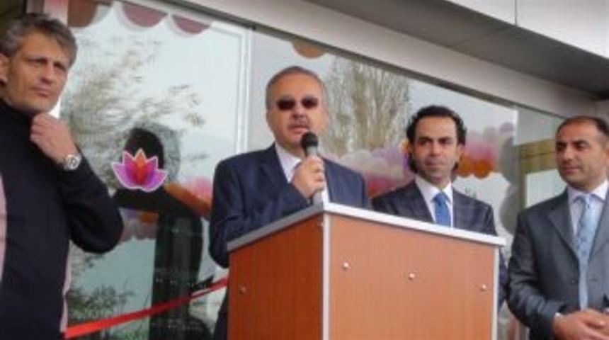 Kağızman Lagospark AVM'de g&ouml;rkemli a&ccedil;ılış