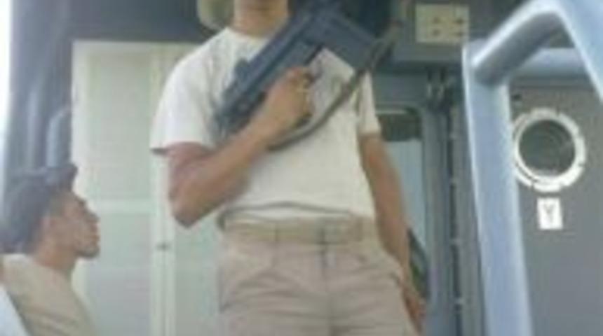 Kağızman'da yeni evli gen&ccedil; intihar etti,