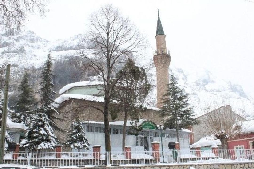 (&ouml;zel Haber) Tarihi Minareye Karadeniz Usul&uuml; &Ccedil;&ouml;z&uuml;m