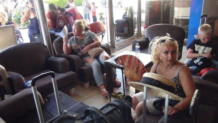 5 Yıldızlı Otelin Müşterilerine Elektrik Ve Su Kesintisi Şoku G2