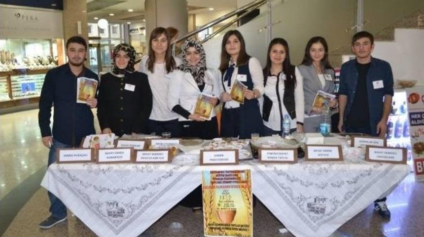 &Uuml;niversiteli &Ouml;ğrencilerden Bayat Ekmek Projesi
