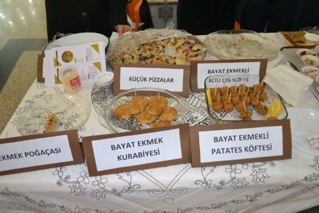 Üniversiteli Öğrencilerden Bayat Ekmek Projesi