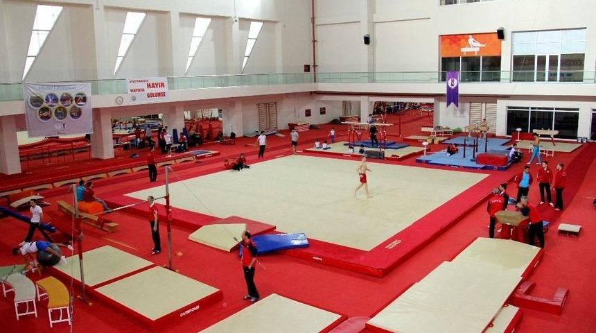 Artistik Cimnastik Milli Takımı Mersin&rsquo;de Kampa Girdi