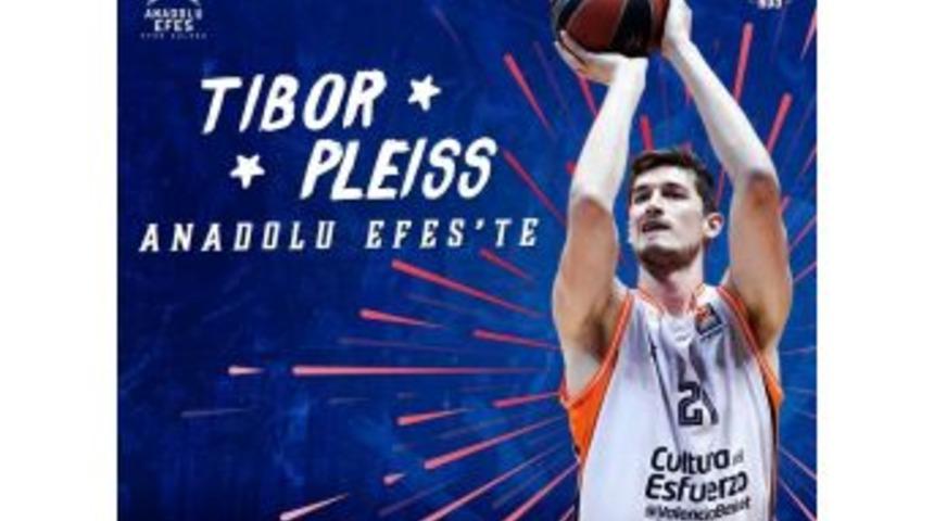 Anadolu Efes, Tibor Pleiss İle Anlaştı
