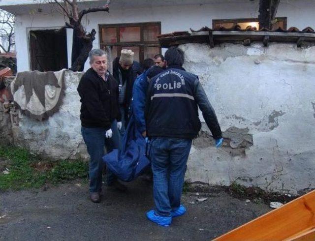 Tartıştığı ağabeyini elleriyle boğarak &ouml;ld&uuml;rd&uuml; 1