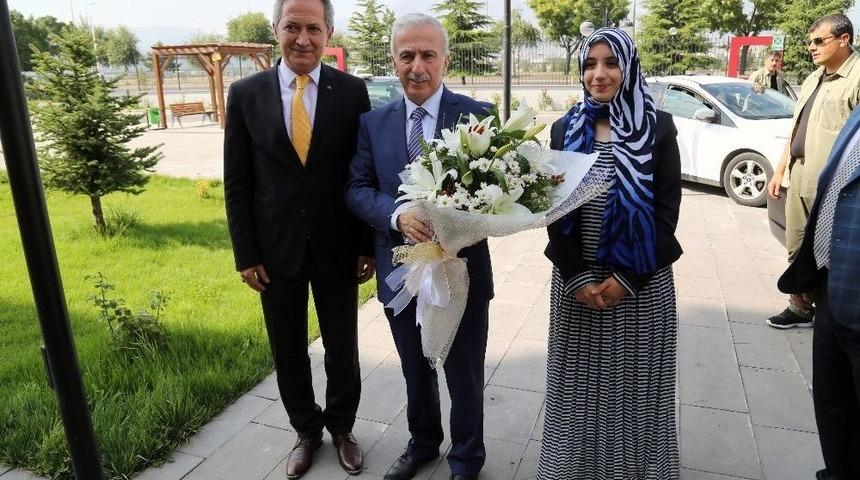 Vali Kam&ccedil;ı: &ldquo;her T&uuml;rl&uuml; Eğitim &Ccedil;alışmasında Milli Eğitim M&uuml;d&uuml;rl&uuml;ğ&uuml;&rsquo;n&uuml;n Yanındayız&rdquo;