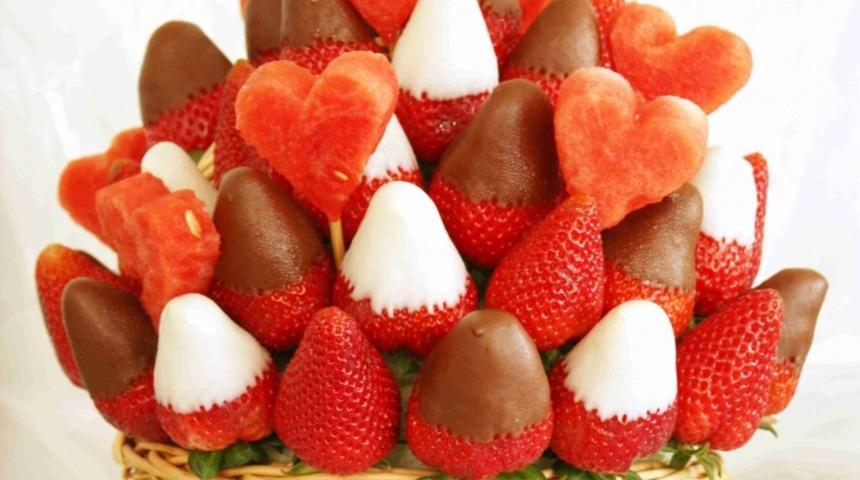 Pratik Çilek Ağacı Nasıl Yapılır?