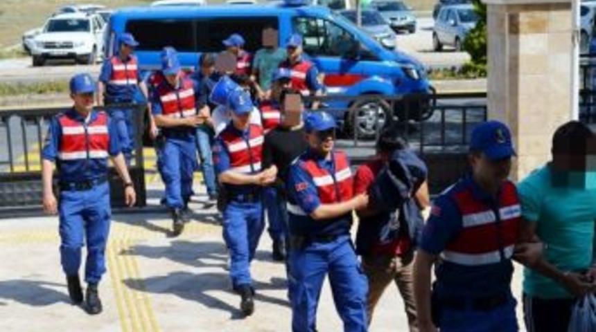 Sakarya’da Aranması Olan 59 Şahıs Tutuklandı