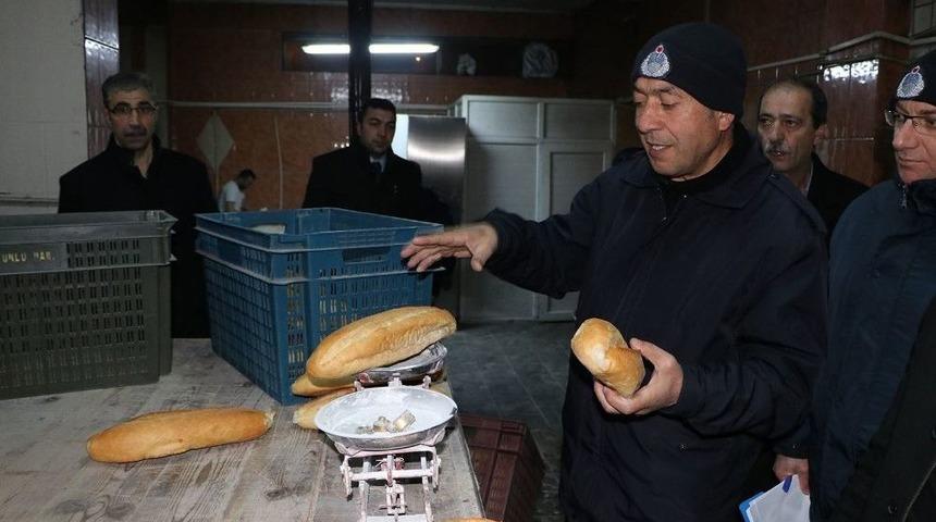 Kars&rsquo;ta Zabıta Ekmek Fırınlarını Denetledi