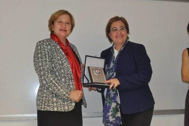 Pekdaş, İzmir &Uuml;niversitesi&rsquo;ne Konuk Oldu 1